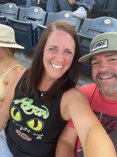 Customer photo review of Poison-Eyes-Black Ladies Muscle Tank