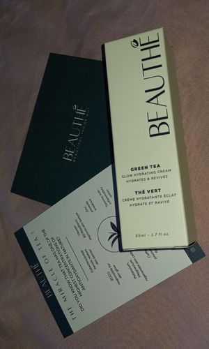 Customer photo review of Crème Hydratante Éclat au Thé Vert