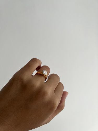 Customer photo review of 1.5ct Lotus Engagement Ring