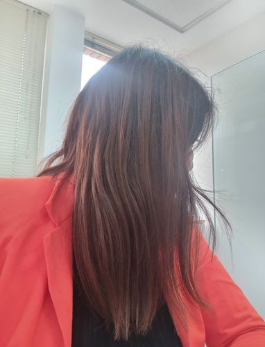 Reseña con foto de un cliente sobre Pack 3 Hennas Jamila BAQ Premium - Cobrizo Intenso y Duradero 🔥 👩🏼🦰
