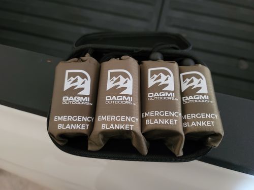 Customer photo review of Emergency Blanket 4 Pack
