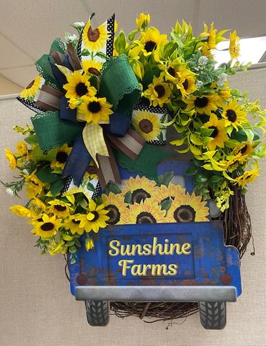 Customer photo review of Truck Pumpkin Sign, Fall Sign, Autumn Sign, wood sign, PCD-W-013