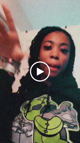 Customer video review of Jordan 5 Green Bean DopeSkill Hoodie Sweatshirt Bear Steals Sneaker Graphic
