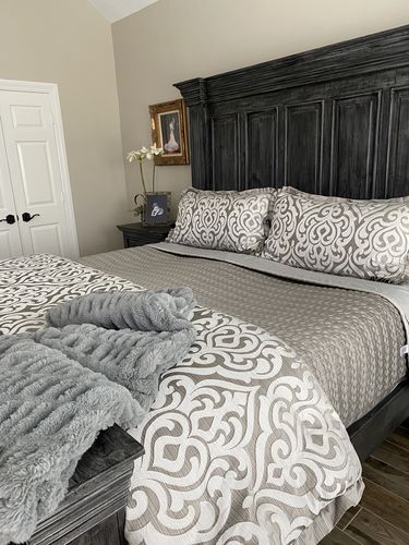 Customer photo review of Luxembourg Silver Quilt By J Queen