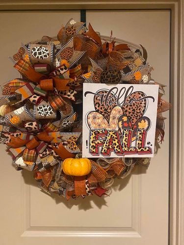 Customer photo review of Wreath Sign, Love Fall Sign, Fall Animal Print Sign, 10"x10" Metal Sign DECOE-788, Sign For Wreath, DecoExchange
