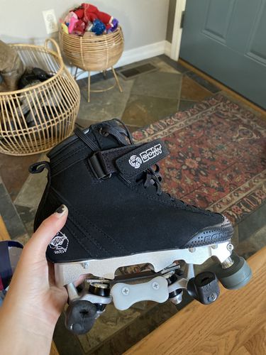 Customer photo review of Vegan ParkStar Roller Skates