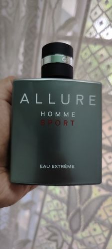 Customer photo review of Chanel Allure Homme Sport Eau Extreme Eau De Perfume For Men