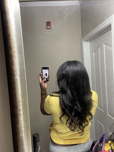 Customer photo review of Raw Body Wave Bundle Deals