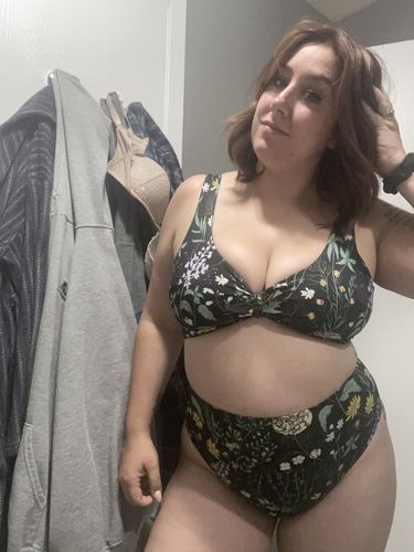 Customer photo review of 'Dream' Bikini Top