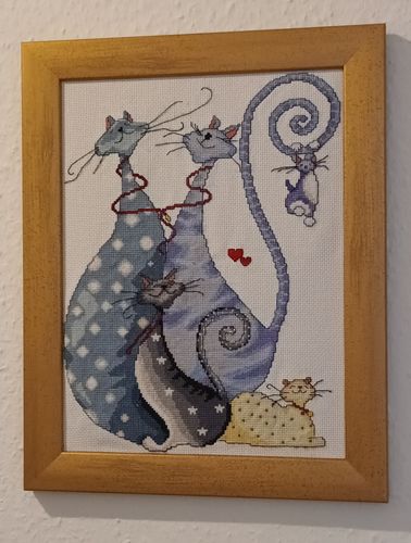Customer photo review of Kreuzstich - Abstrakte blaue Katzen | 30x40 cm