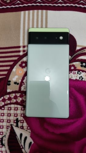 Customer photo review of Google Pixel 6 128GB/8GB RAM (GA02900) GSM Unlocked International Version (New)