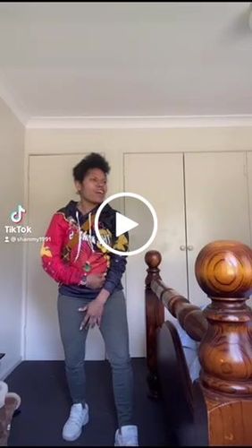 Customer video review of The Kumuls PNG Hoodie Papua New Guinea Polynesian Dynamic Style Black LT14