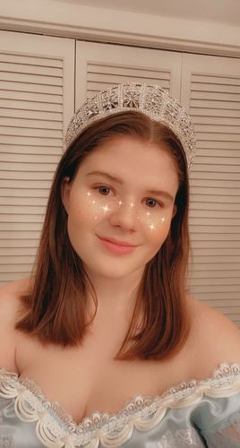 Customer photo review of Chelsea's Tiara