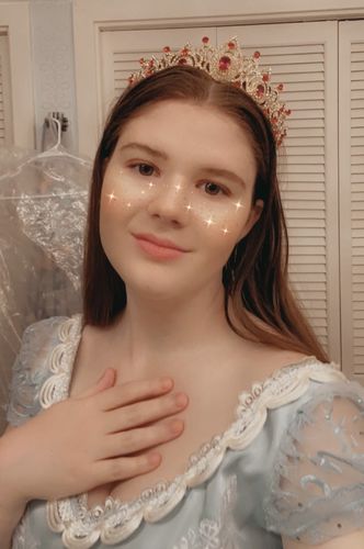 Customer photo review of Baroque Crest Tiara