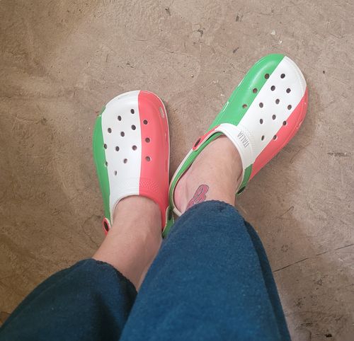 Customer photo review of Italy Clogs shoes