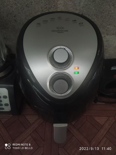 Customer photo review of Freidora de Aire Sin Aceite 4.5 Litros
