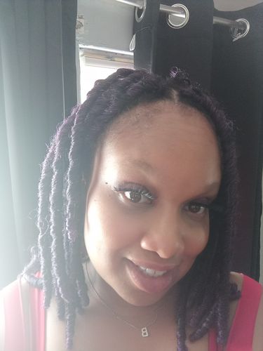 Customer photo review of Bobbi Boss - Bomba Dreadlocks Faux Locs SOUL 3pcs (8" 10" 12")