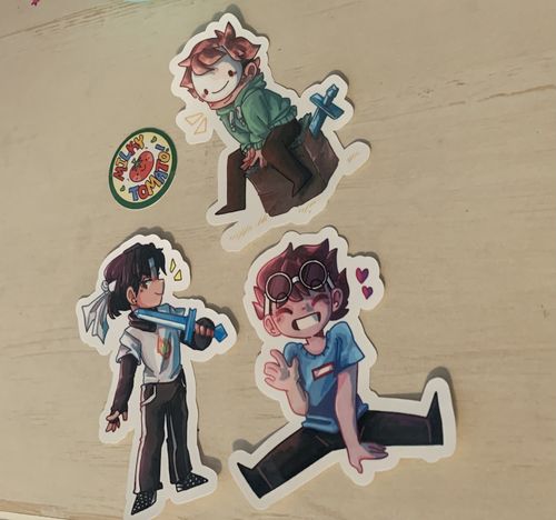 Customer photo review of Dream Team Chibi Stickers: Minecraft Gamer DSMP