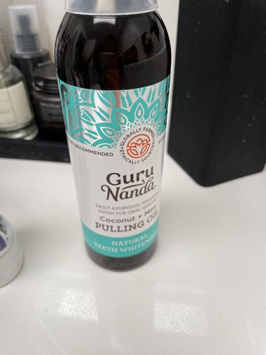 Customer photo review of Coconut + Mint Pulling Oil