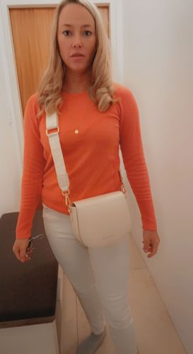 Customer photo review of LUANA - CREME