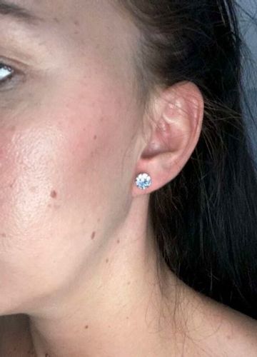 Customer photo review of Atheniz Magnetology Lymphvity Germanium Earrings(Limited Time Discount 🔥 Last Day)
