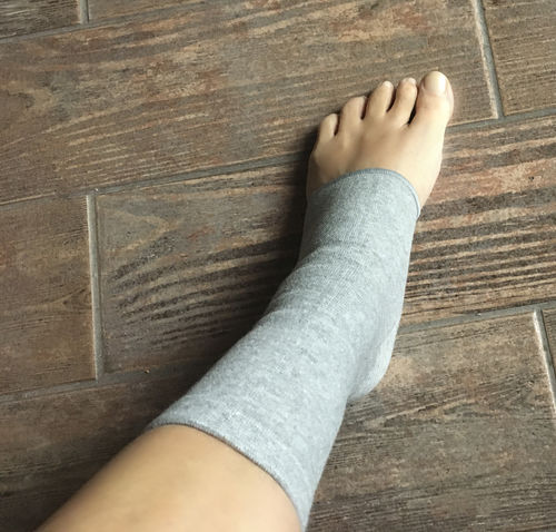 Customer photo review of Premium Anti-Fatigue Bamboo Footsleeves