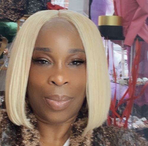 Customer photo review of 11A Raw Virgin Platinum Blonde #613 Straight 4x4 Transparent Lace Closure