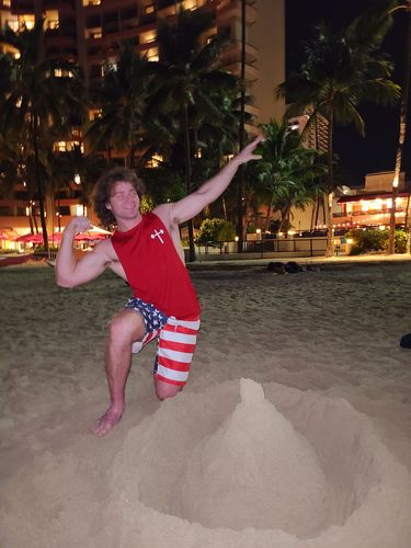 Customer photo review of Premium Cut Off - Maroon