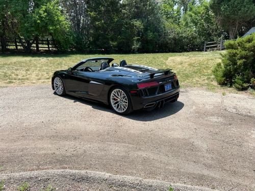 Customer photo review of Audi R8 GT4 LMS Style Side Blades - Wide Vented CARBON FIBER l Fits All GEN 2