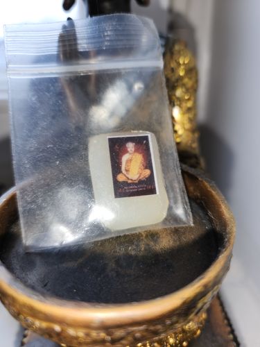 Customer photo review of Cire magique Kee Phung - Très Vénérable LP Hann.