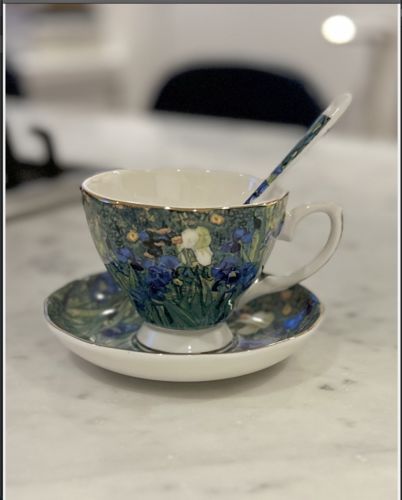 Customer photo review of Van Gogh tea cups