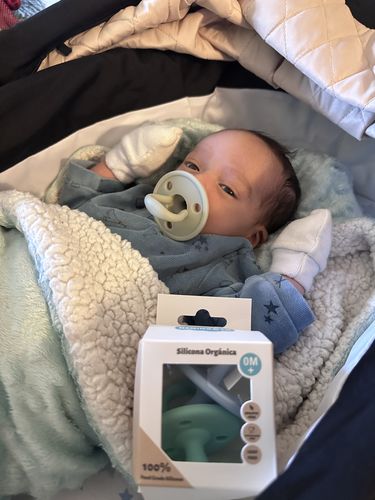 Customer photo review of Kit 3 Chupetes Nenina & Co