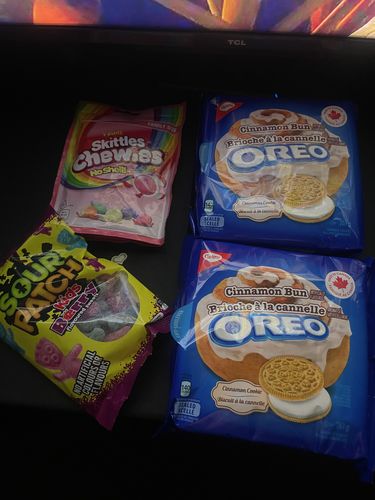 Customer photo review of Oreo Cinnamon Bun