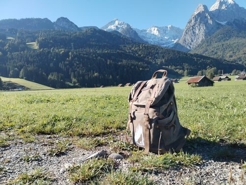 Customer photo review of Rucksack Mit Patch / Olivgrau (🌲)