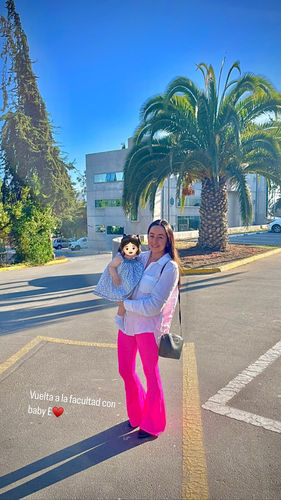Customer photo review of Pantalón Oxford Hot Pink