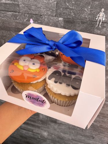 Customer photo review of Caja de Cupcakes 4 Divisiones Ventana