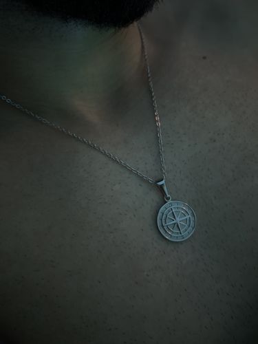 Customer photo review of "To My Soulmate" - Compass Pendant