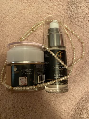 Customer photo review of Crema Quita Manchas Con Jalea Real Y Semilla De Uva.
