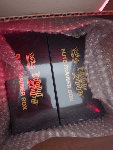 Customer photo review of Pokémon Crown Zenith Elite Trainer Box (Presale)