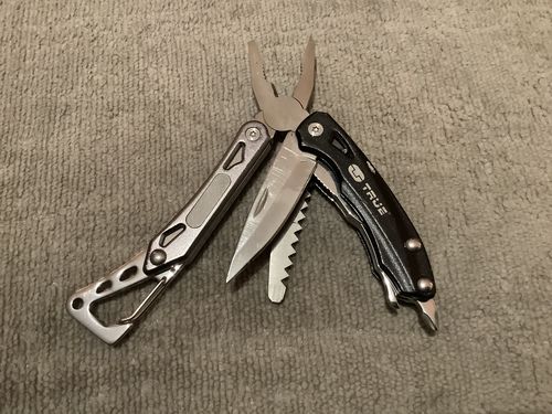 Customer photo review of True Utility TU180 Seven Essential Functions Compact Multi Tool