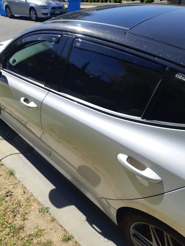 Customer photo review of Slim-line Weather Shields - KIA Stinger 17-Present