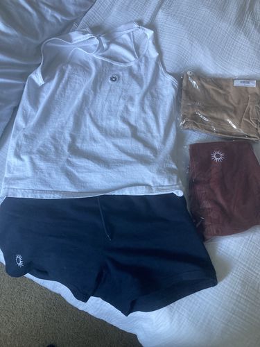 Customer photo review of Men's Sol Tank, Black