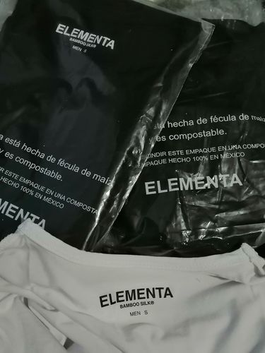 Customer photo review of Playera de Bambú Cuello Redondo Hombre