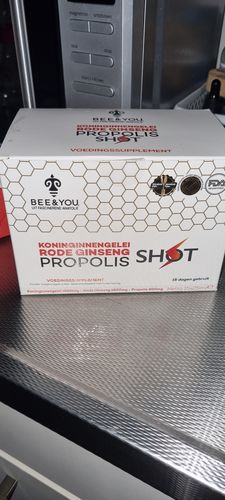 Customer photo review of Suprise Cadeau!