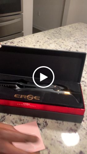 Customer video review of Masters Infrared Flat Iron