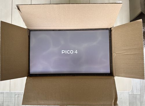 Customer photo review of Pico 4 All-In-One Virtual Reality Headset (New)