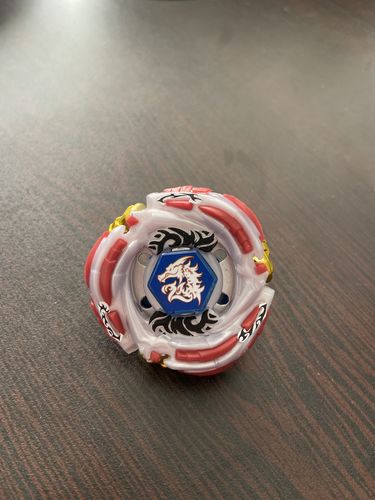 Customer photo review of Takara Tomy Meteo L Drago Beyblade BB-88 LW105LF Metal Masters - With String Launcher