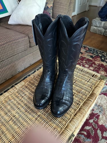 Customer photo review of Men's Charles Caiman Crocodile Belly Boots