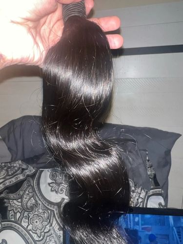 Customer photo review of 3 Pieces Body Wave Brazilian Virgin Human Hair Bundles Unprocessed Natural Color