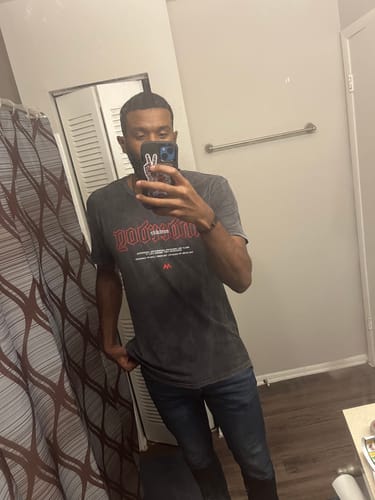 Customer photo review of Underdog GOTHIC - VINTAGE TEE